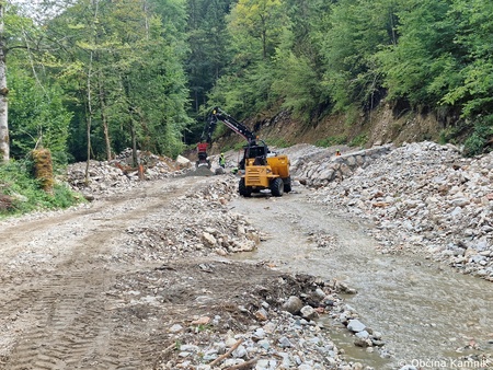 Sanacijska obnova vodotokov in hudournikov po poplavah (15)